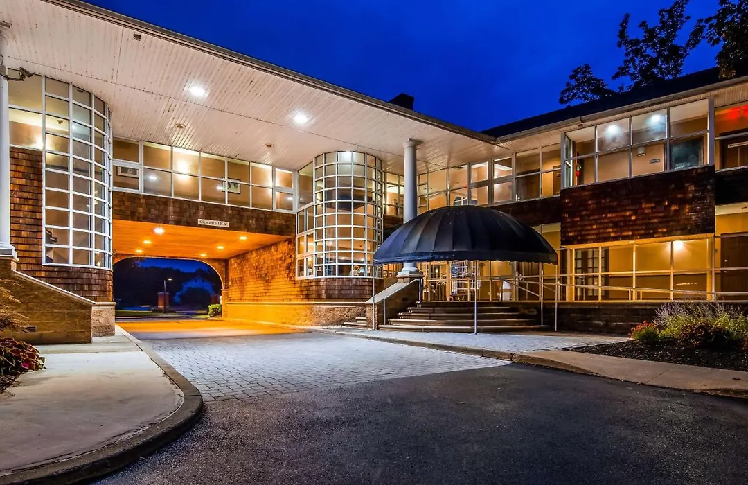 Best Western Plus The Inn & Suites At The Falls-1